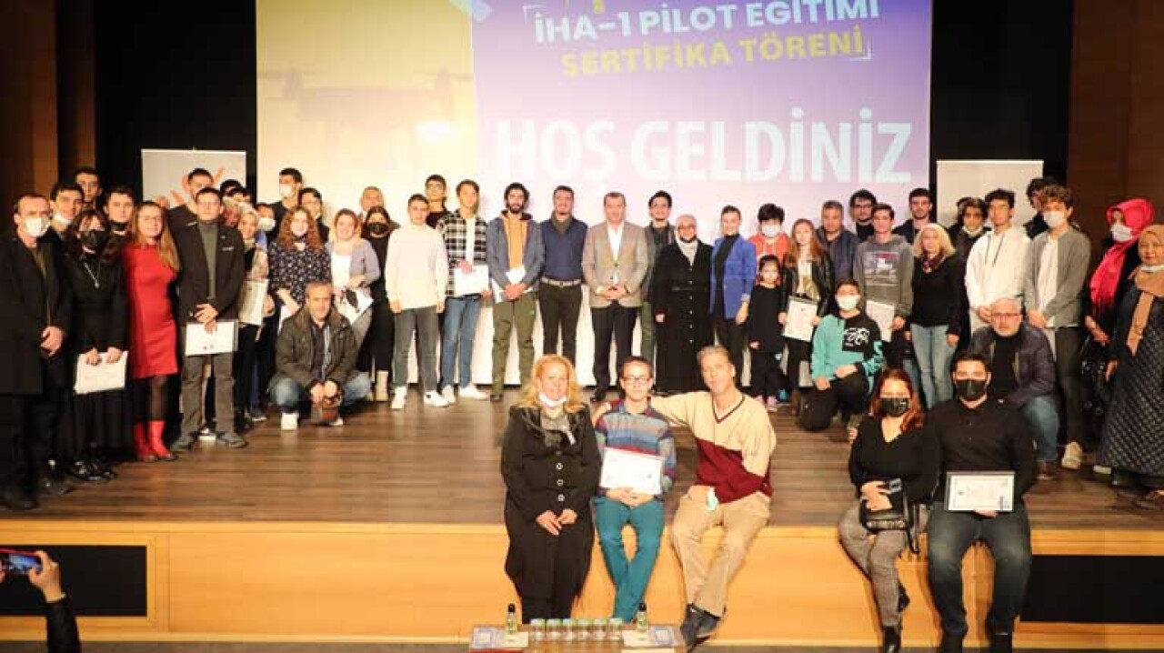 ZEYGEM Öğrencileri İHA-1 Ticari Pilot Sertifikalarını Aldı