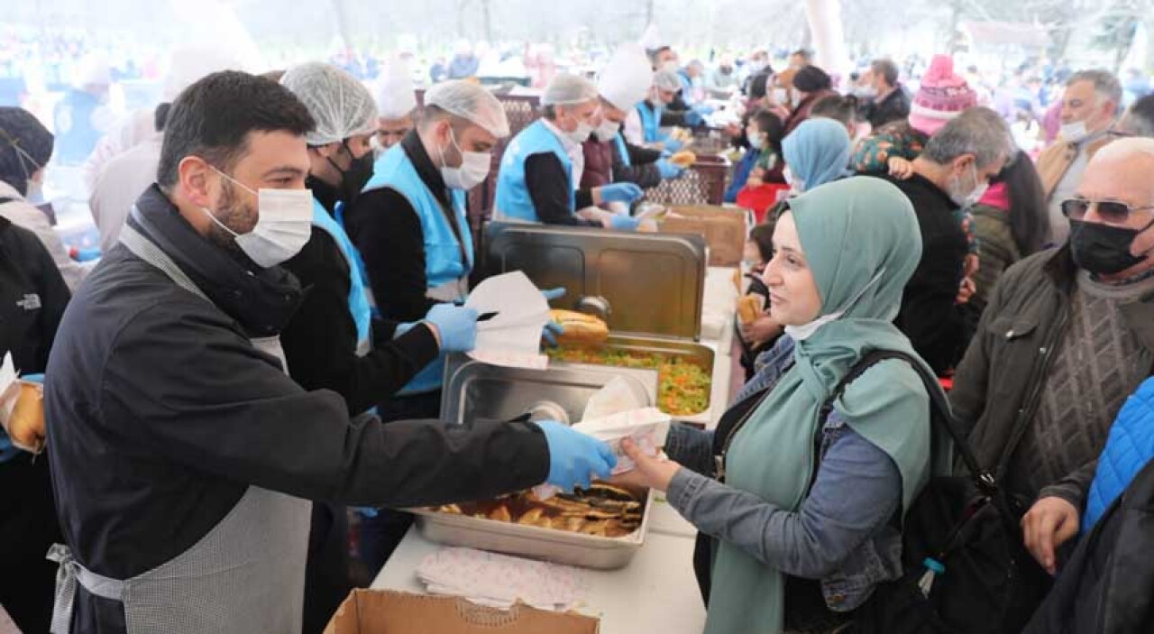 Kağıthaneliler Kışın Tadını Balık Ekmek Festivalinde Çıkardı