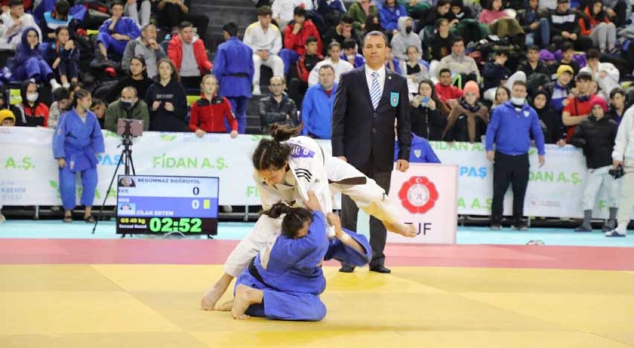 Ümitler Türkiye Judo Şampiyonası Sakarya’da başladı