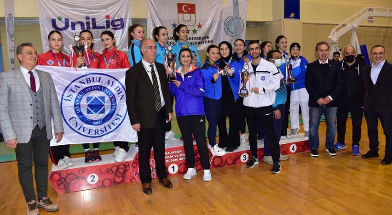 Balıkesir Üniversitesi, Karate Ünilig Türkiye Şampiyonasına Ev Sahipliği Yapıyor