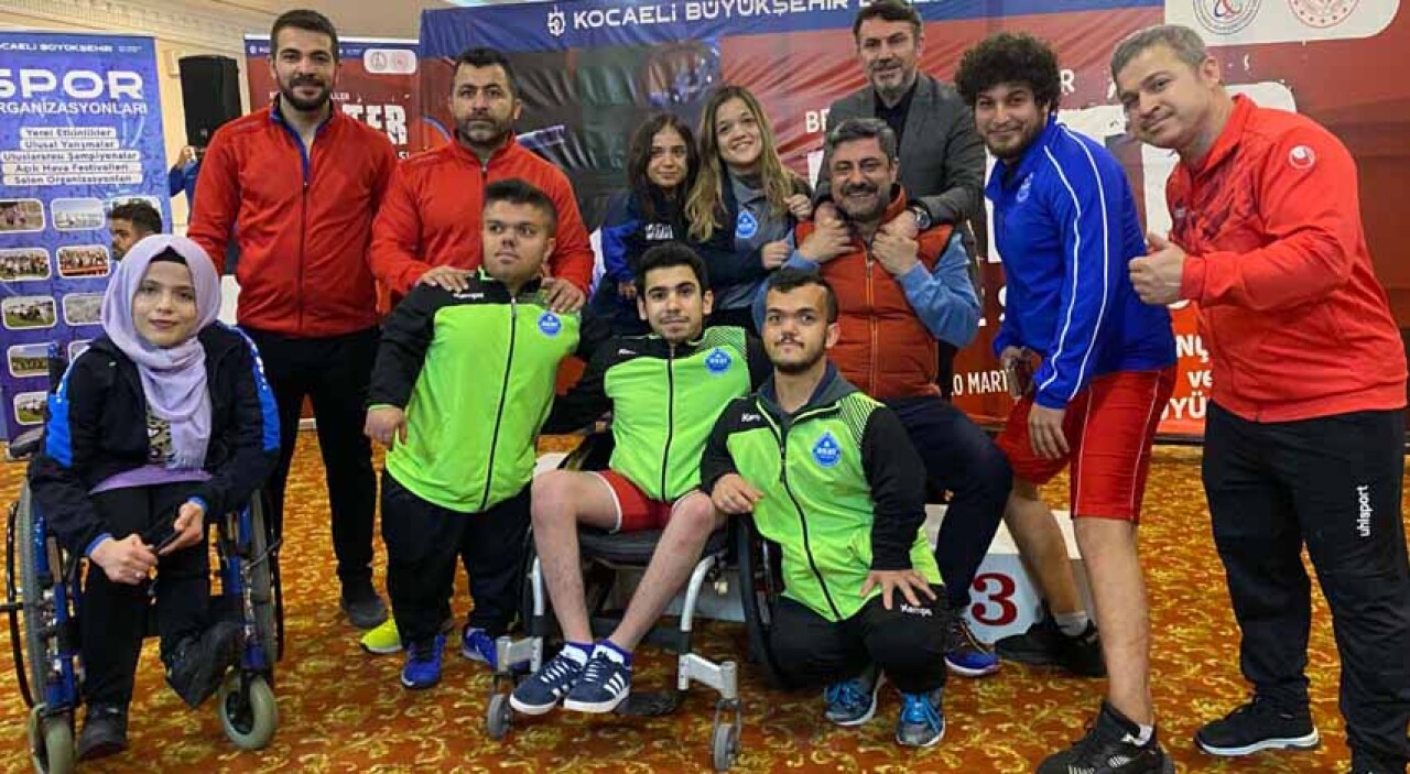 43 bedensel engelli sporcu müsabakalarda madalya elde etmek için ter döktü