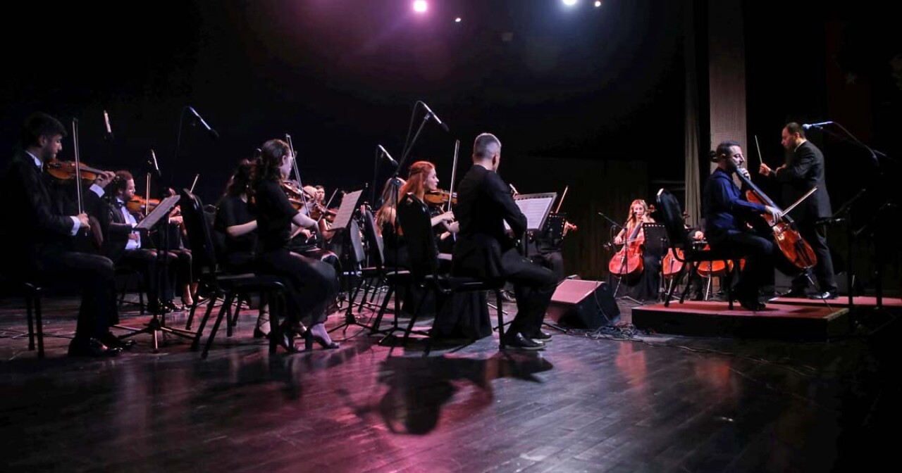 Oda Orkestrası muhteşem performansıyla seyirciyi kendine hayran bıraktı