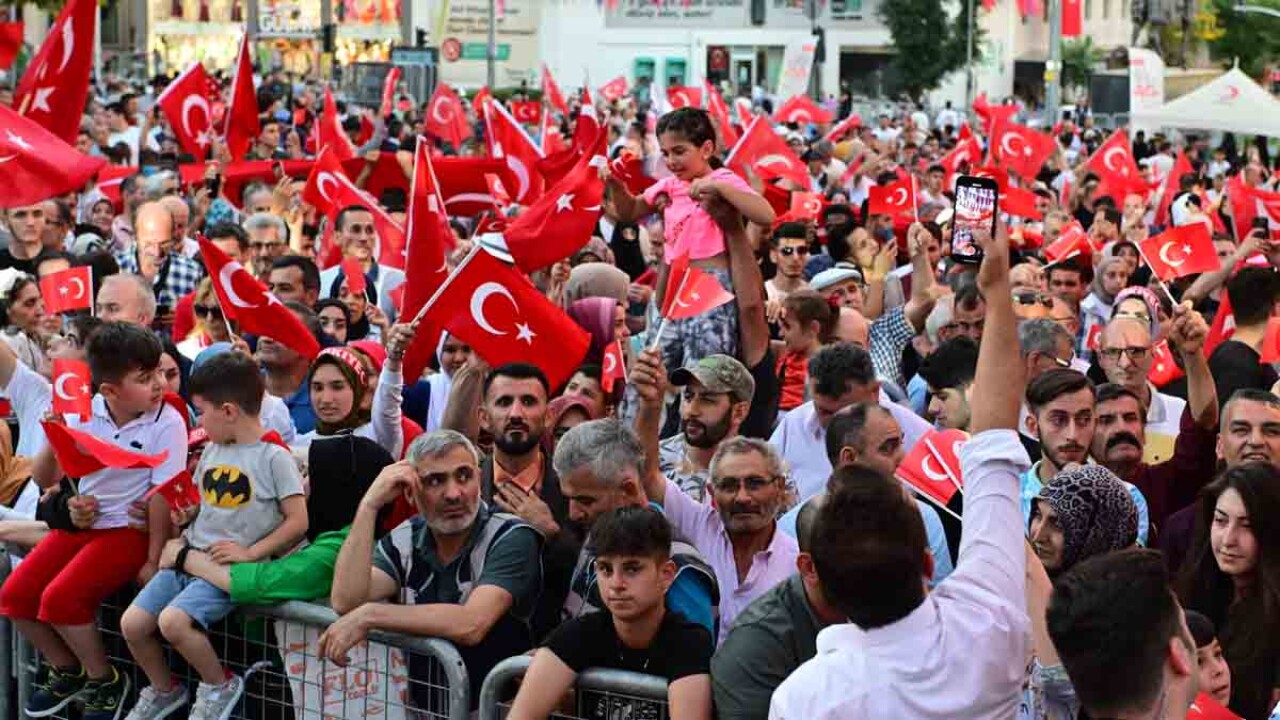 Aktaş: Dünyaya örnek olacak bir destan yazıldı