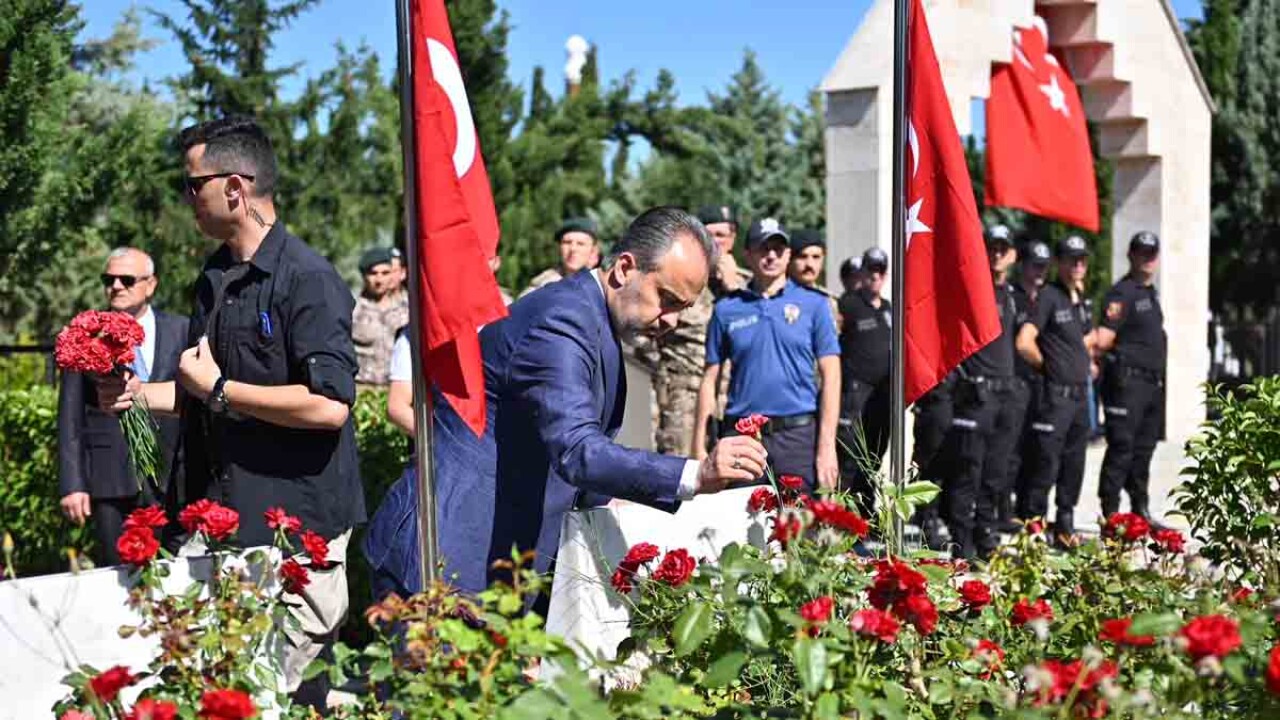 15 Temmuz şehitleri Bursa’da da farklı programlarla anılıyor