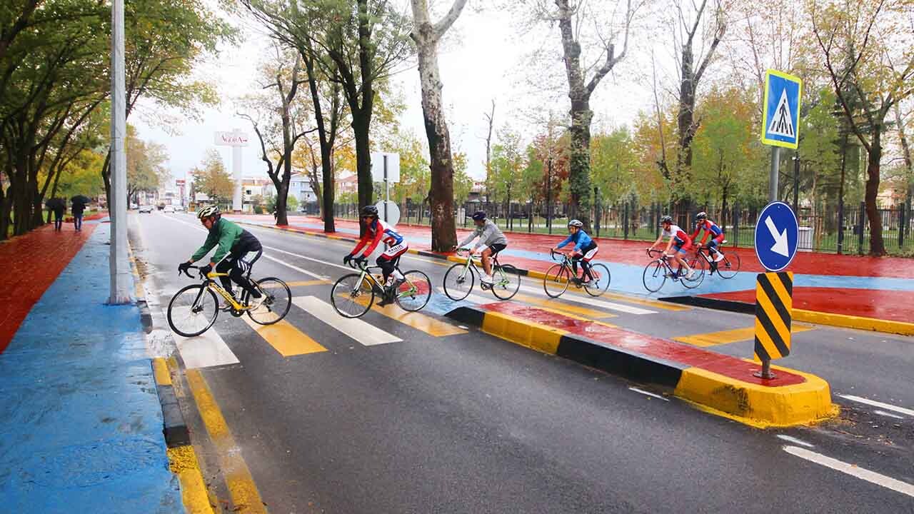 Sakarya Büyükşehir’den bisikletli ulaşım için önemli çalıştay