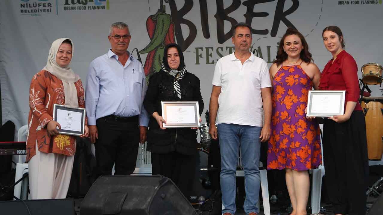 Ürünlü’de biberin binbir çeşit lezzeti yarıştı