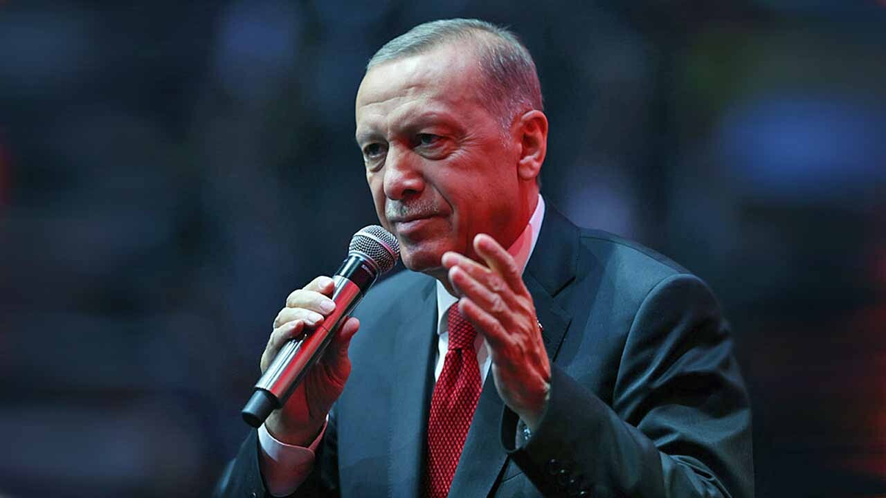 Erdoğan: Cumhuriyetimizin yeni yüzyılına güçlü bir başlangıç yapmak istiyoruz