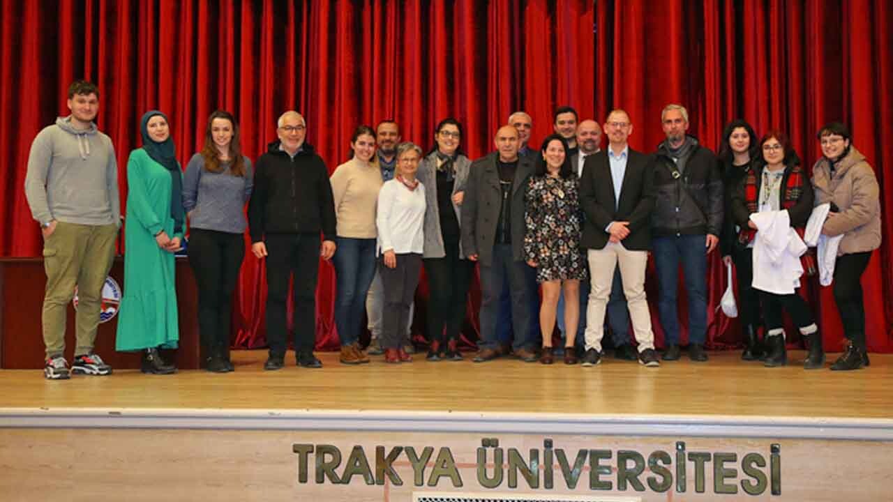 “Sinirbilimde Nöronal Manipülasyon Teknikleri” semineri düzenlendi