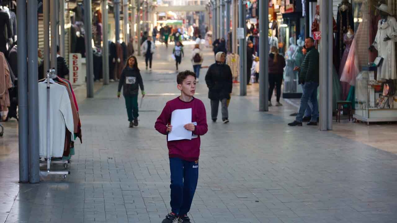 Tarihi çarşıda oryantiring heyecanı