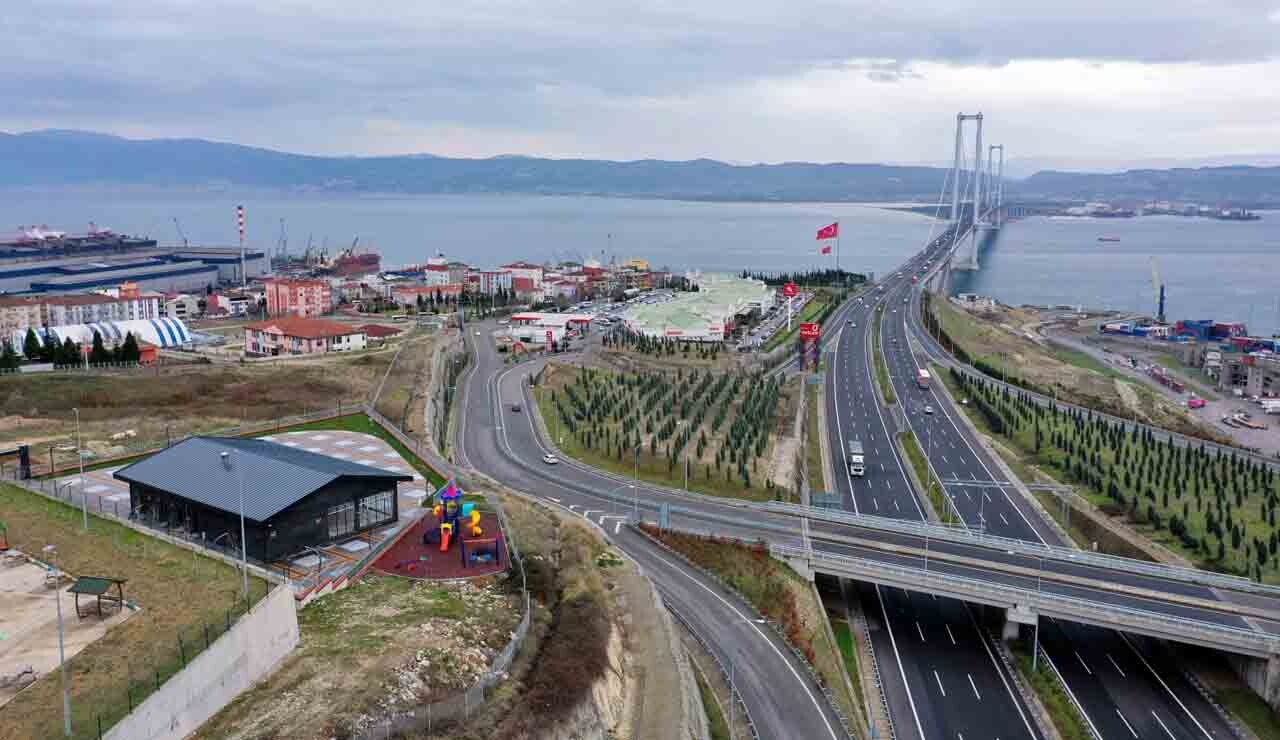 Köprü manzaralı seyir terası Dilovası’nın yaşam kalitesini artıracak