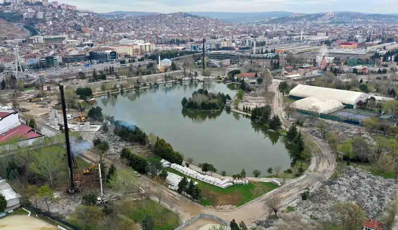 İzmit Millet Bahçesi şekillenmeye başlıyor