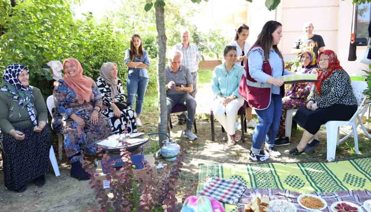 İzmitli çınarlar gözleme günüyle yaza veda etti