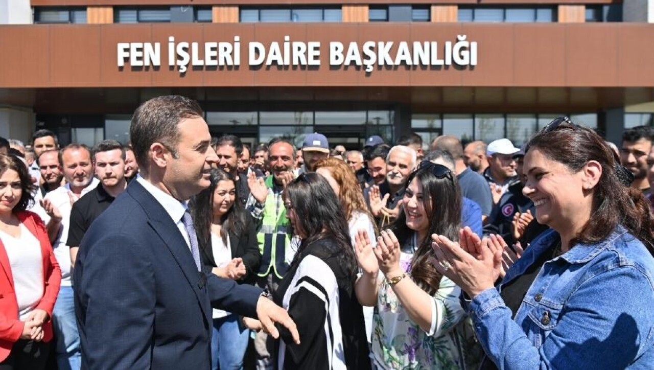 Balıkesir Büyükşehir Ailesi bayramlaşıyor