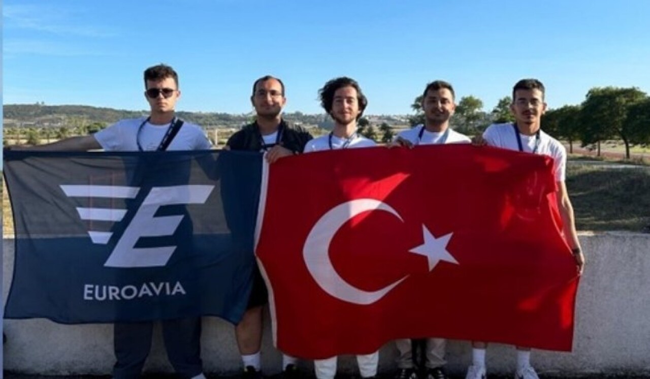 GTÜ Öğrencileri Portekiz'de Türkiye'yi Temsil Etti