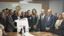 Gemlik'te AK Parti'ye 800 yeni üye katıldı