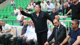 Sakaryaspor kongresinde arbede: Seçim ertelendi