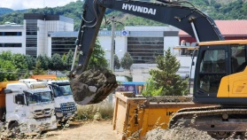 Gölcük’te dev spor kompleksinin hafriyat çalışmaları başladı