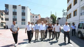 Başkan Taban tamamlanan asfalt ve otopark çalışmalarını yerinde inceledi