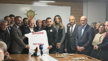 Gemlik'te AK Parti'ye 800 yeni üye katıldı