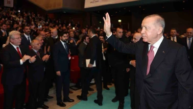 Erdoğan: Muhalefet bir avuç rant şebekesinin gündemine hapsoldu