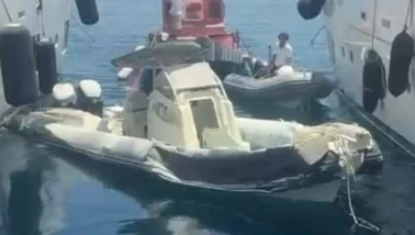 Gaz kolu takılı kalan şişme bot, rıhtıma çarparak patladı: 1 yaralı