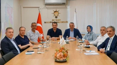 AK Parti Sakarya, Yatırımlar ve Teşkilat Çalışmalarını Masaya Yatırdı