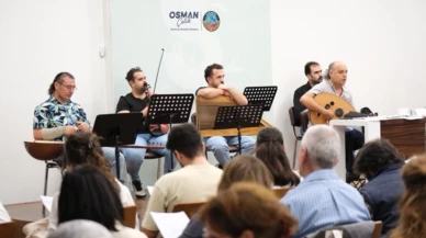 Serdivan'da Türk Müziği Korosu güz dönemine keyifli bir başlangıç yaptı