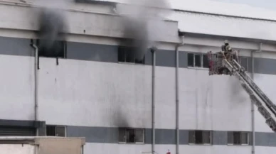 Bursa’da mobilya fabrikasında korkutan yangın