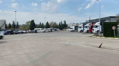 Lastik fabrikasında makineye sıkışan işçi hayatını kaybetti