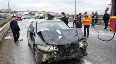 TEM Otoyolu’nda yola dökülen atıklar sonucu zincirleme kaza, 7 araç birbirine girdi