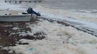 Ayvacık’ta deniz köpürdü
