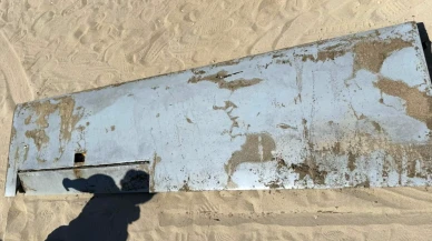 Sakarya'da sahile dron parçası vurdu