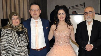 Büşra ile Barbaros rüya gibi bir törenle nişanlandılar