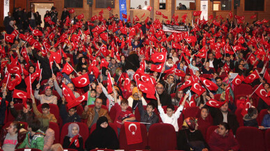 ''Bitmeyen Mücadele Çanakkale'' ye yoğun ilgi