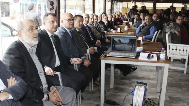 Büyükakın, Yenişehir esnafına tramvay hattıyla ilgili bilgi verdi
