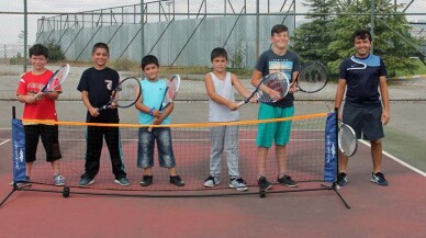 Tenis, Spor Okulları’nın vazgeçilmezi