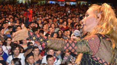 Gemlik Zeytini Festivali Gökçe Konseri ile sona erdi
