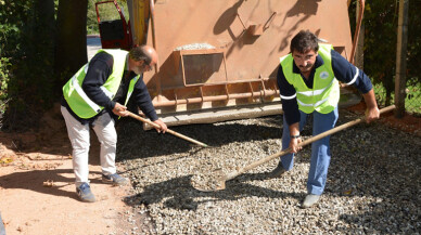 Kartepe'de satıh kaplama çalışmaları başladı