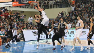 Sakarya Büyükşehir Basket Beşiktaş’a mağlup oldu