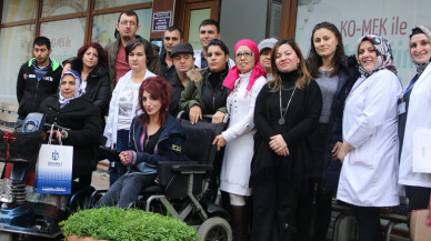 Darıca Bir Umut Engelliler Derneği’nden KO-MEK’e ziyaret