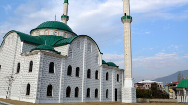 Gemlik Akşemseddin Camii açılışa hazırlanıyor