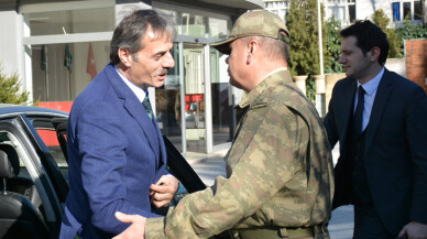 'Dualarımız Mehmetçiklerimiz İçin'