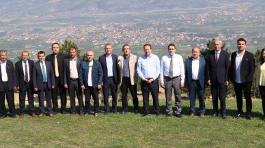 Geyve Seyir terası hizmete açıldı