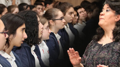 Öğrencilerle Tiyatro konuşuldu