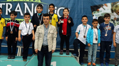 Kocaeli Satranç Ligi’nde altıncı etap geride kaldı