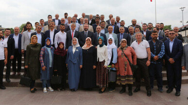 AK Parti Sakarya adayları sahaya indi