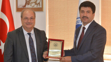 Prof. Dr. Mehmet Sarıbıyık göreve başladı