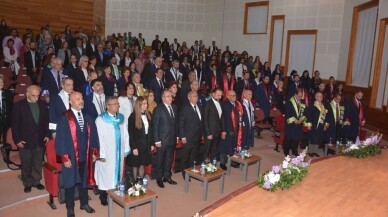 Yakın Doğu Üniversitesi “Bilim Ödülleri 2018” görkemli bir törenle gerçekleştirildi