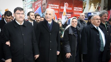 Yıldırım, seçim çalışmalarını sevgi yürüyüşüyle noktaladı