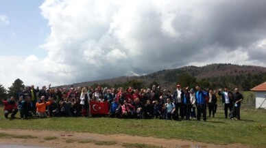 Bahar dönemi doğa yürüyüşleri, Pamukova da yapıldı